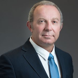 Dr. Victor Hasson